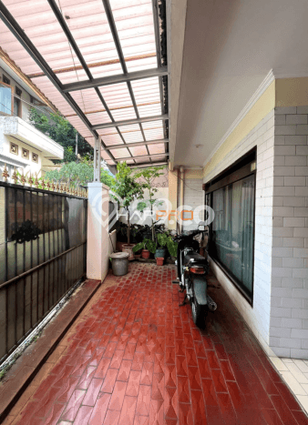 Rumah Strategis Minimalis Lb 100m2 di Tebet, Jakarta Selatan Rumah Strategis Minimalis Lb 100m2 di Tebet, Jakarta Selatan