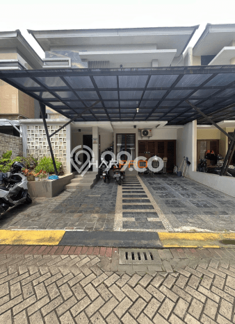 Hunian Mewah LB 160m2 Siap Huni Desain Elegan di Bintaro, Tangerang Selatan Hunian Mewah LB 160m2 Siap Huni Desain Elegan di Bintaro, Tangerang Selatan