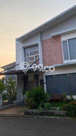 Dijual Rumah Luas Elegan Dengan View Eksklusif di Kota Wisata, Bogor Dijual Rumah Luas Elegan Dengan View Eksklusif di Kota Wisata, Bogor