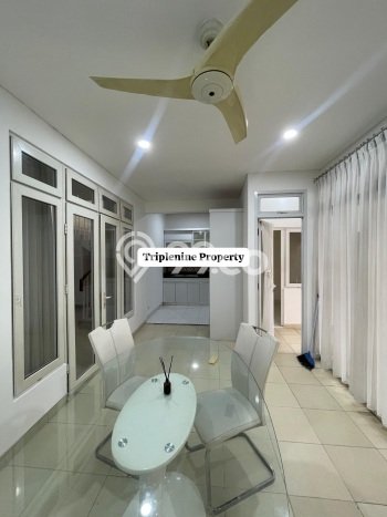 Dijual Hunian Rumah Nyaman 4 Kamar di Citra Grand, Jakarta Timur Dijual Hunian Rumah Nyaman 4 Kamar di Citra Grand, Jakarta Timur