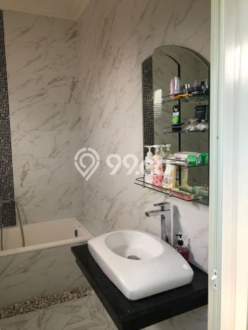 Jual Rumah Luas Elegan Dengan View Cantik di Citra Grand, Jakarta Timur Jual Rumah Luas Elegan Dengan View Cantik di Citra Grand, Jakarta Timur