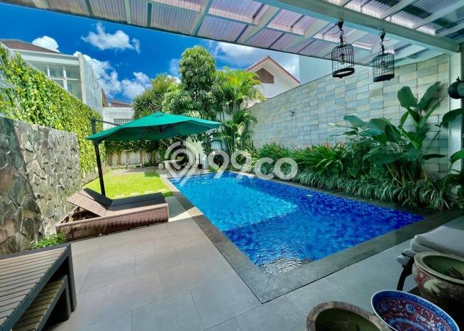 Rumah Luxury Modern Siap Huni di Duren Tiga Jakarta Selatan Rumah Luxury Modern Siap Huni di Duren Tiga Jakarta Selatan