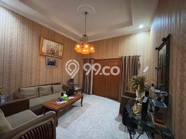 Rumah Mewah Dijual LT 193m2 di Ciracas, Jakarta Timur Rumah Mewah Dijual LT 193m2 di Ciracas, Jakarta Timur