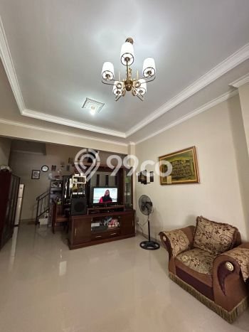 Rumah Modern 5 KT LT 105m2 di Kota Wisata Rumah Modern 5 KT LT 105m2 di Kota Wisata