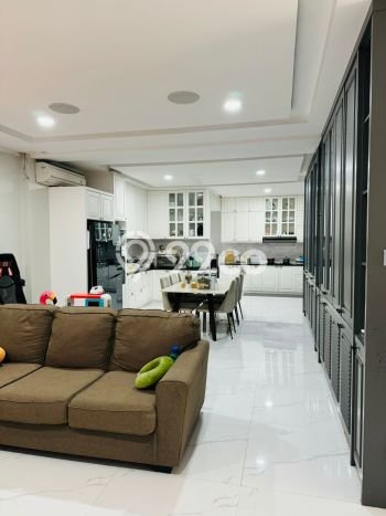 Hot Offer Hunian Mewah Ideal dan Luas di Cibinong, Bogor Hot Offer Hunian Mewah Ideal dan Luas di Cibinong, Bogor