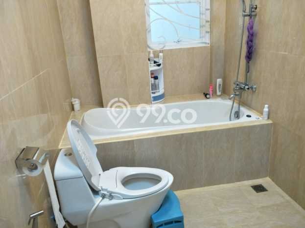 Rumah Modern 6 Kamar LT 195m2 di Jati Asih Rumah Modern 6 Kamar LT 195m2 di Jati Asih