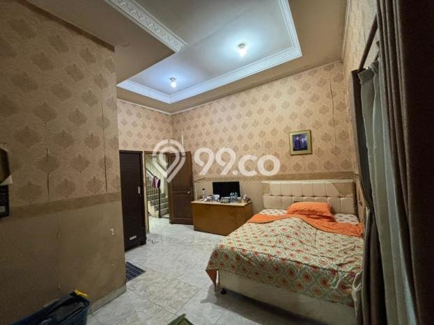 Rumah Mewah Dijual LT 193m2 di Ciracas, Jakarta Timur Rumah Mewah Dijual LT 193m2 di Ciracas, Jakarta Timur