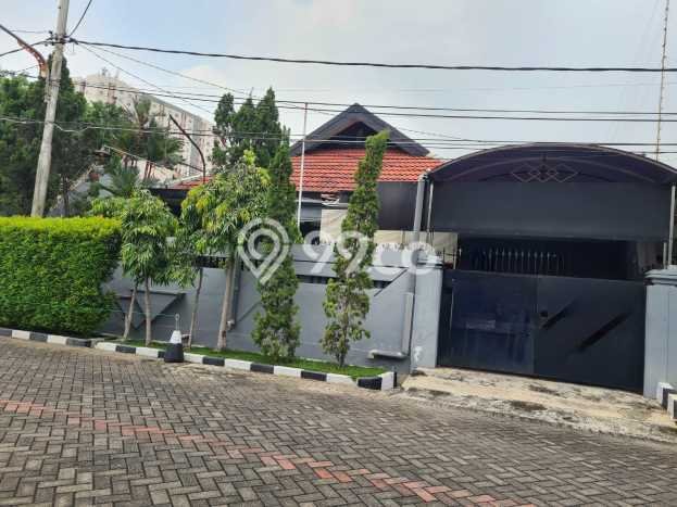 For Sale! Luxury House LT 375m2 Desain Modern di Manyar For Sale! Luxury House LT 375m2 Desain Modern di Manyar
