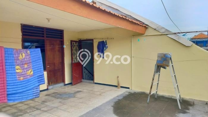 Jual Rumah Luas Elegan Dengan View Eksklusif di Petemon, Surabaya Jual Rumah Luas Elegan Dengan View Eksklusif di Petemon, Surabaya
