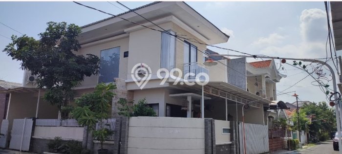 Rumah Elit LB 250m2 Siap Pakai Desain Elegan di Mulyosari, Surabaya Rumah Elit LB 250m2 Siap Pakai Desain Elegan di Mulyosari, Surabaya