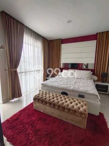 Ready to Use! Luxury House LT 180m2 Desain Elegan di Pakuwon Indah Ready to Use! Luxury House LT 180m2 Desain Elegan di Pakuwon Indah