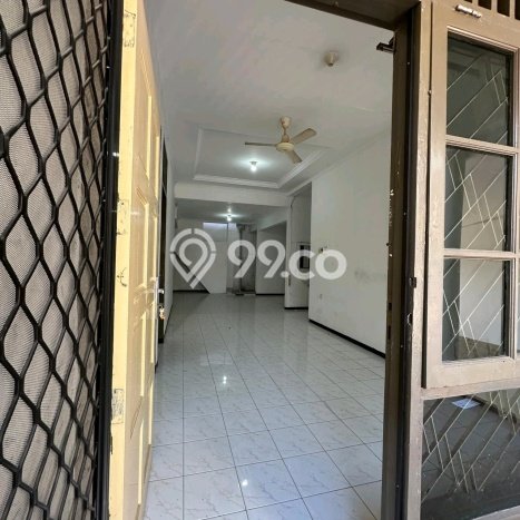 Jual Rumah Favorit Siap Huni LB 100m2 di Mulyorejo, Surabaya Jual Rumah Favorit Siap Huni LB 100m2 di Mulyorejo, Surabaya