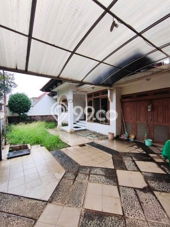 Hunian Mewah LB 275m2 Siap Huni Desain Elegan di Manyar, Surabaya Hunian Mewah LB 275m2 Siap Huni Desain Elegan di Manyar, Surabaya