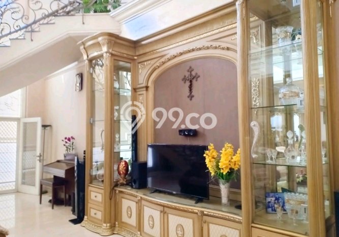 Dijual Rumah Luas Megah Dengan View Cantik di Semolowaru, Surabaya Dijual Rumah Luas Megah Dengan View Cantik di Semolowaru, Surabaya