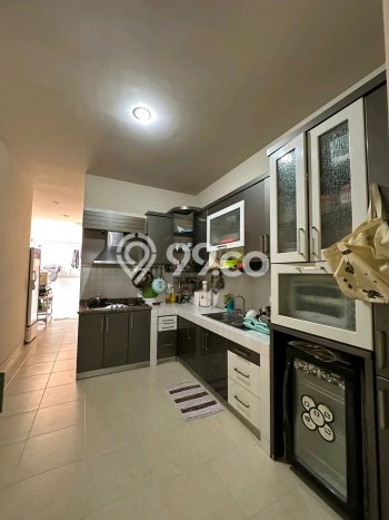 Siap Huni Rumah Mewah 5 Kamar di Wiyung Dekat ke Mana Saja Siap Huni Rumah Mewah 5 Kamar di Wiyung Dekat ke Mana Saja