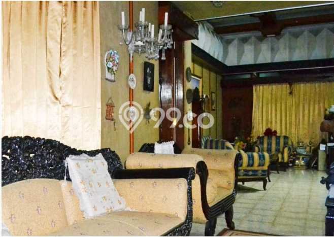 Jual Rumah Mewah Megah Dengan View Eksklusif di Ketintang, Surabaya Jual Rumah Mewah Megah Dengan View Eksklusif di Ketintang, Surabaya