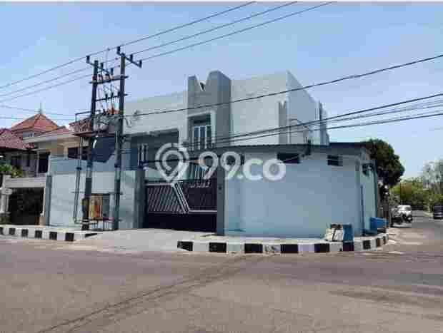 Jual Rumah Mewah Elegan Dengan View Cantik di Nginden, Surabaya Jual Rumah Mewah Elegan Dengan View Cantik di Nginden, Surabaya