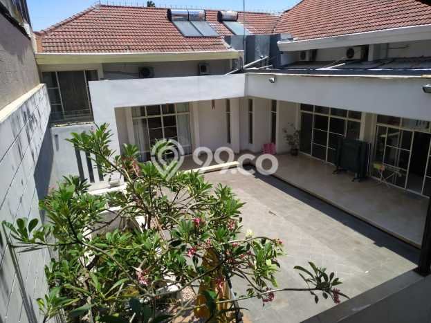 Rumah Luxury Modern Siap Huni di kertajaya Surabaya Rumah Luxury Modern Siap Huni di kertajaya Surabaya