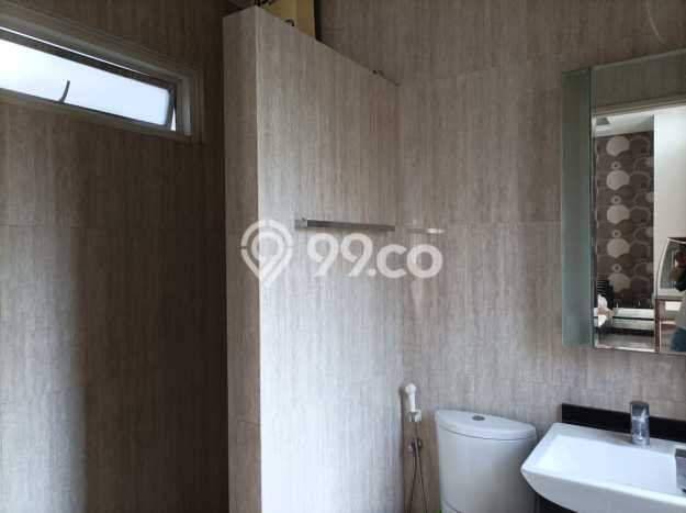 Ready to Use! Premium House LT 375m2 Desain Modern di Semolowaru Ready to Use! Premium House LT 375m2 Desain Modern di Semolowaru
