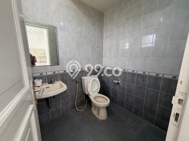 Disewakan Rumah Murah di Kota Wisata Bogor Punya 3 KT Disewakan Rumah Murah di Kota Wisata Bogor Punya 3 KT