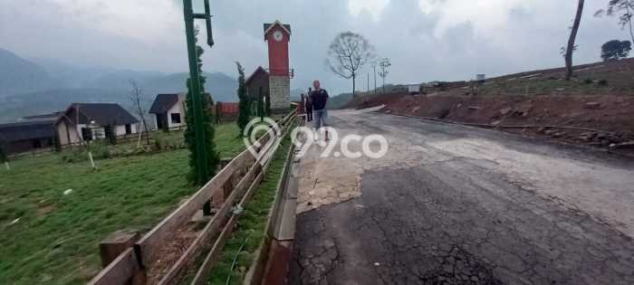 Kavling Tanah untuk Dijual di Sentul, Bogor, Luas 400m2 Kavling Tanah untuk Dijual di Sentul, Bogor, Luas 400m2