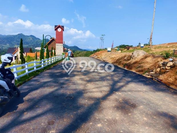 Tanah Dijual Lokasi Strategis di Bekasi dengan Luas 300m2 Tanah Dijual Lokasi Strategis di Bekasi dengan Luas 300m2