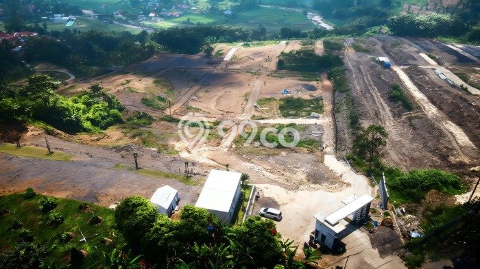 Dijual Tanah di Jakarta Selatan, Luas 1000m2 SHM Dijual Tanah di Jakarta Selatan, Luas 1000m2 SHM