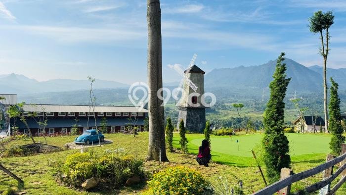 Dijual Tanah di Jakarta Timur, Luas 300m2 SHM Dijual Tanah di Jakarta Timur, Luas 300m2 SHM