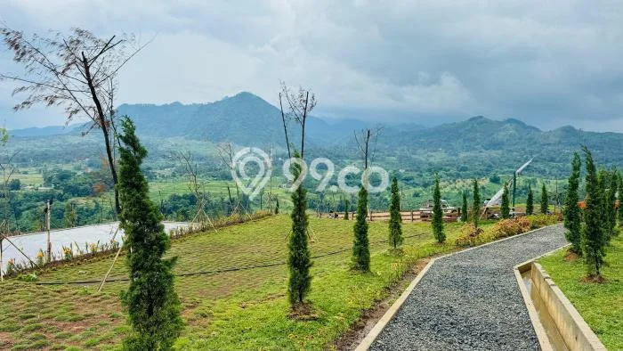 Kavling Tanah untuk Dijual di Depok II, Depok, Luas 300m2 Kavling Tanah untuk Dijual di Depok II, Depok, Luas 300m2
