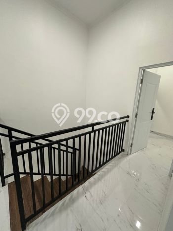 Rumah Modern 3 KT di Harapan Indah Bekasi Unfurnished Rumah Modern 3 KT di Harapan Indah Bekasi Unfurnished