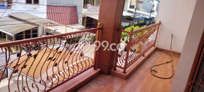 Dijual Rumah 4 Kamar Lokasi Strategis Nyaman dan Strategis di Kelapa Gading Dijual Rumah 4 Kamar Lokasi Strategis Nyaman dan Strategis di Kelapa Gading