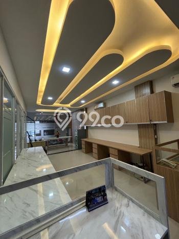 Ruko Bagus LT 90m2 LB 260m2 Dijual di Matraman Jakarta Timur Ruko Bagus LT 90m2 LB 260m2 Dijual di Matraman Jakarta Timur