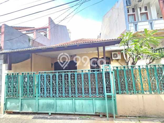 Rumah Modern 3 KT di Pondok Kelapa Jakarta Timur Unfurnished Rumah Modern 3 KT di Pondok Kelapa Jakarta Timur Unfurnished