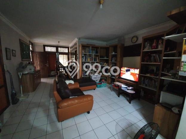 Rumah Modern 6 Kamar LT 160m2 di Cikarang Rumah Modern 6 Kamar LT 160m2 di Cikarang