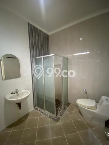 Dijual Rumah Eksklusif 5 KT di Pondok Kelapa, Jakarta Timur Dijual Rumah Eksklusif 5 KT di Pondok Kelapa, Jakarta Timur