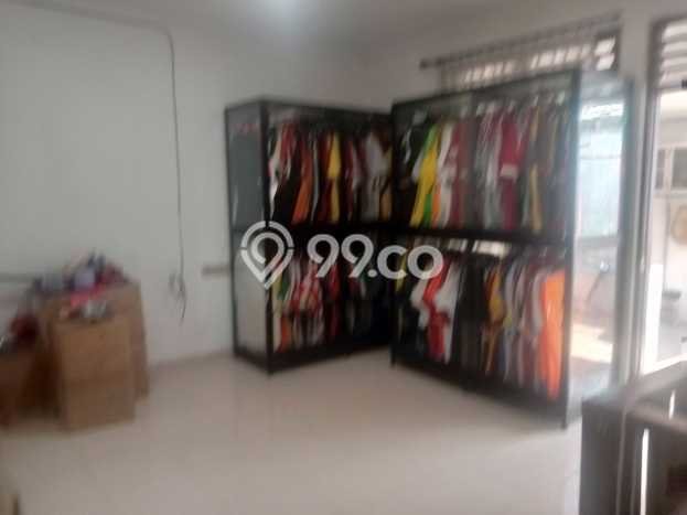 INVESTASI TEPAT! Rumah area Duren Sawit, LT 180m² Bangunan 265m² INVESTASI TEPAT! Rumah area Duren Sawit, LT 180m² Bangunan 265m²