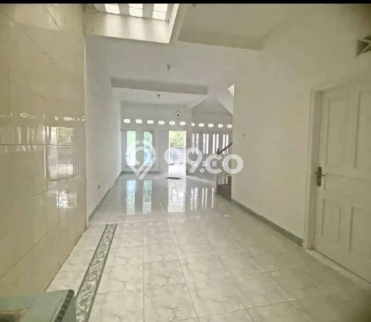 Rumah Idaman Keluarga! Rumah Mewah di Rawamangun, Jakarta Timur, Luas 92m² LB 250m² Rumah Idaman Keluarga! Rumah Mewah di Rawamangun, Jakarta Timur, Luas 92m² LB 250m²