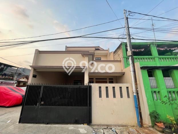 Rumah Nyaman dengan Luas Tanah 106m² dan Luas Bangunan 138m² di Area Pondok Kelapa, Jakarta Timur Rumah Nyaman dengan Luas Tanah 106m² dan Luas Bangunan 138m² di Area Pondok Kelapa, Jakarta Timur