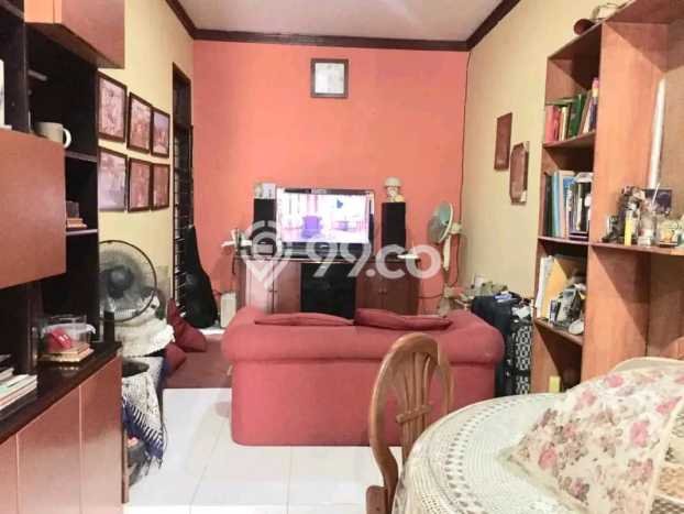 Siap Huni Rumah Mewah 4 Kamar di Tebet Dekat ke Mana Saja Siap Huni Rumah Mewah 4 Kamar di Tebet Dekat ke Mana Saja