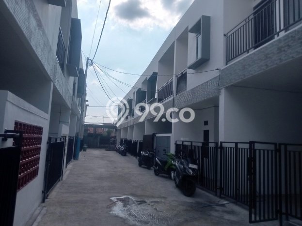 Rumah Luas Asri 3 KT Siap Pakai di Pulogebang Jakarta Timur Rumah Luas Asri 3 KT Siap Pakai di Pulogebang Jakarta Timur