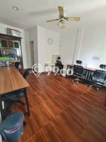 Rumah Luxury Modern Tanpa Renovasi di Jatibening Bekasi Rumah Luxury Modern Tanpa Renovasi di Jatibening Bekasi