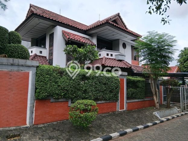 Hunian Elit LB 220m2 Siap Huni Desain Elegan di Joglo, Jakarta Barat Hunian Elit LB 220m2 Siap Huni Desain Elegan di Joglo, Jakarta Barat