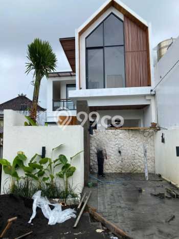 LOKASI STRATEGIS! Vila Kawasan , Area 100m2m², View Menarik sekitar LOKASI STRATEGIS! Vila Kawasan , Area 100m2m², View Menarik sekitar