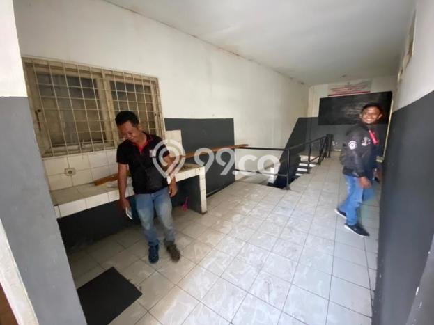 KAWASAN BISNIS! Ruko Kawasan Cicadas, Luas 400m², Jalan Raya KAWASAN BISNIS! Ruko Kawasan Cicadas, Luas 400m², Jalan Raya