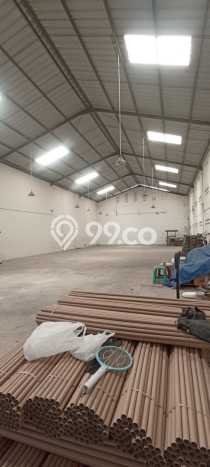 INVESTASI CERDAS! Gudang di Margaasih, Luas 605m², Akses Strategis INVESTASI CERDAS! Gudang di Margaasih, Luas 605m², Akses Strategis