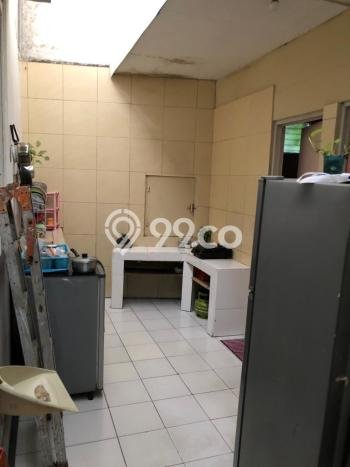 HARGA SPECIAL! Rumah Asri lokasi Cibeunying Kidul, LT 240m² Bangunan 140m² HARGA SPECIAL! Rumah Asri lokasi Cibeunying Kidul, LT 240m² Bangunan 140m²