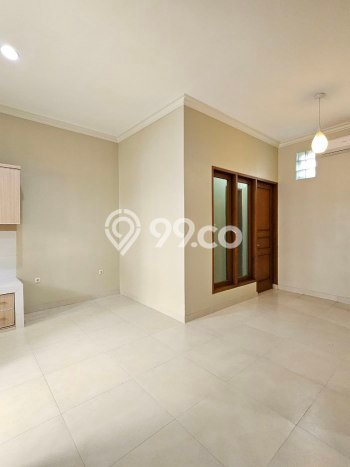 Disewakan Rumah Murah di Cipinang Jakarta Timur Punya 4 KT Disewakan Rumah Murah di Cipinang Jakarta Timur Punya 4 KT