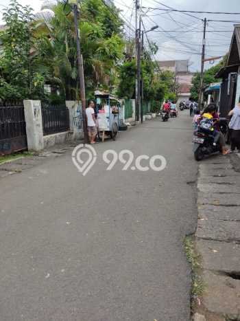 Rumah Elit Modern Tanpa Renovasi di Setiabudi Jakarta Selatan Rumah Elit Modern Tanpa Renovasi di Setiabudi Jakarta Selatan