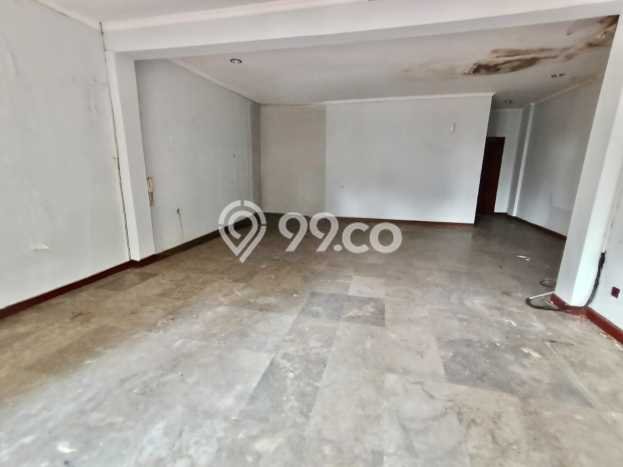 Rumah Mewah LB 675m2 Siap Huni Desain Elegan di Pondok Indah, Jakarta Selatan Rumah Mewah LB 675m2 Siap Huni Desain Elegan di Pondok Indah, Jakarta Selatan