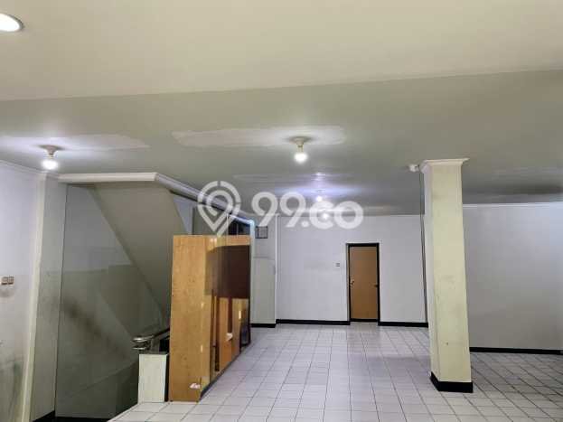 Ruko Dijual di Prime Area Jakarta Pusat Luas 600m2 Ruko Dijual di Prime Area Jakarta Pusat Luas 600m2